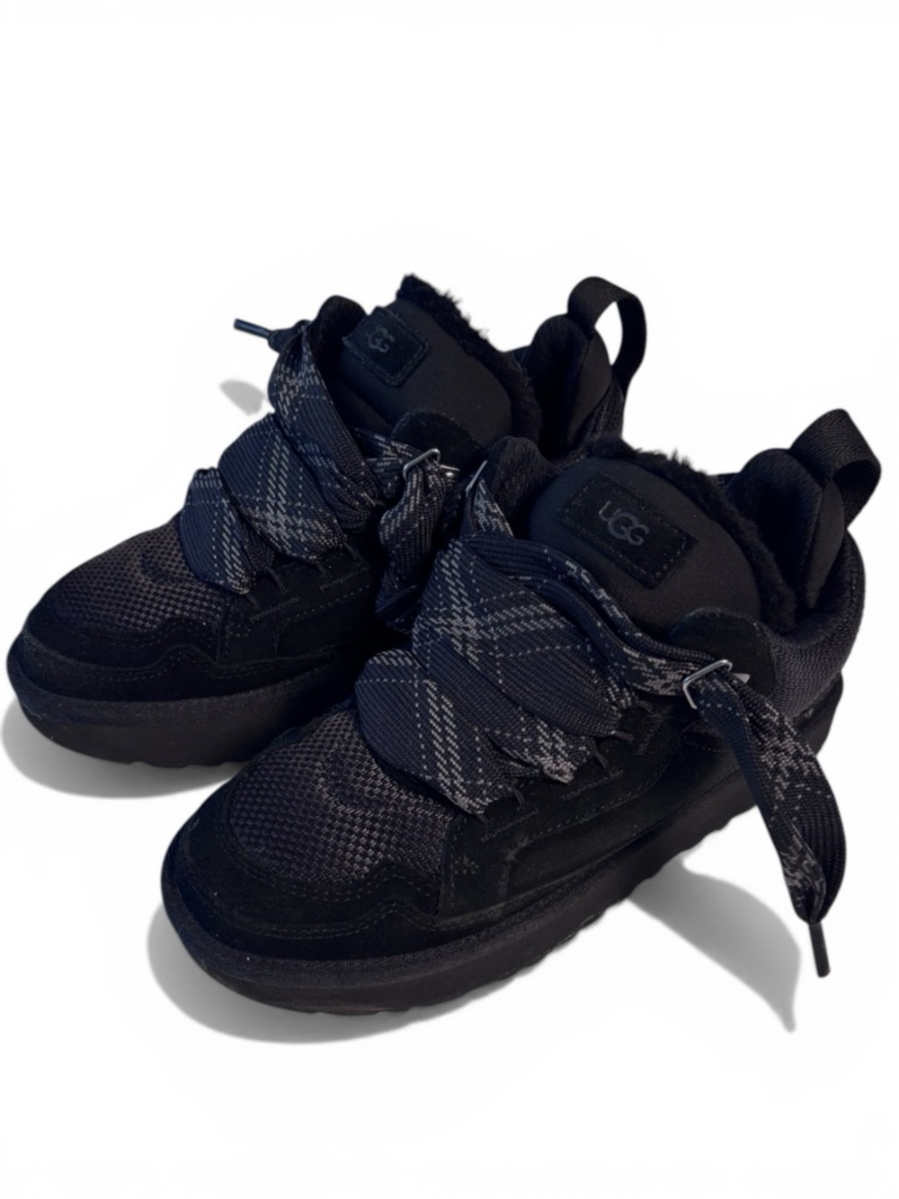 UGG Lowmel Black Platform Sneakers Cozy Lined Winter Chunky Shoes Size 8